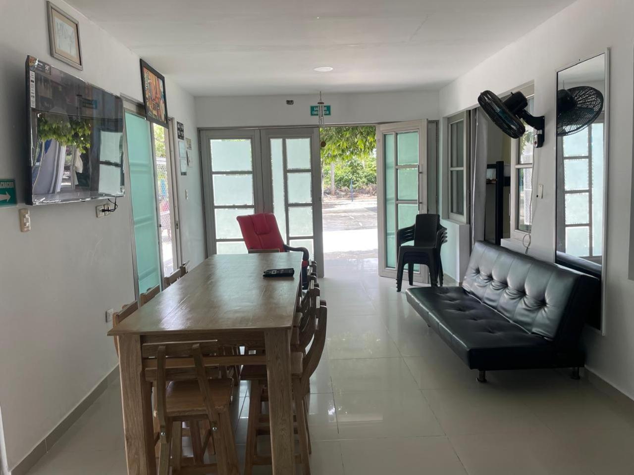 Cabanas Melany Coveñas Exterior foto