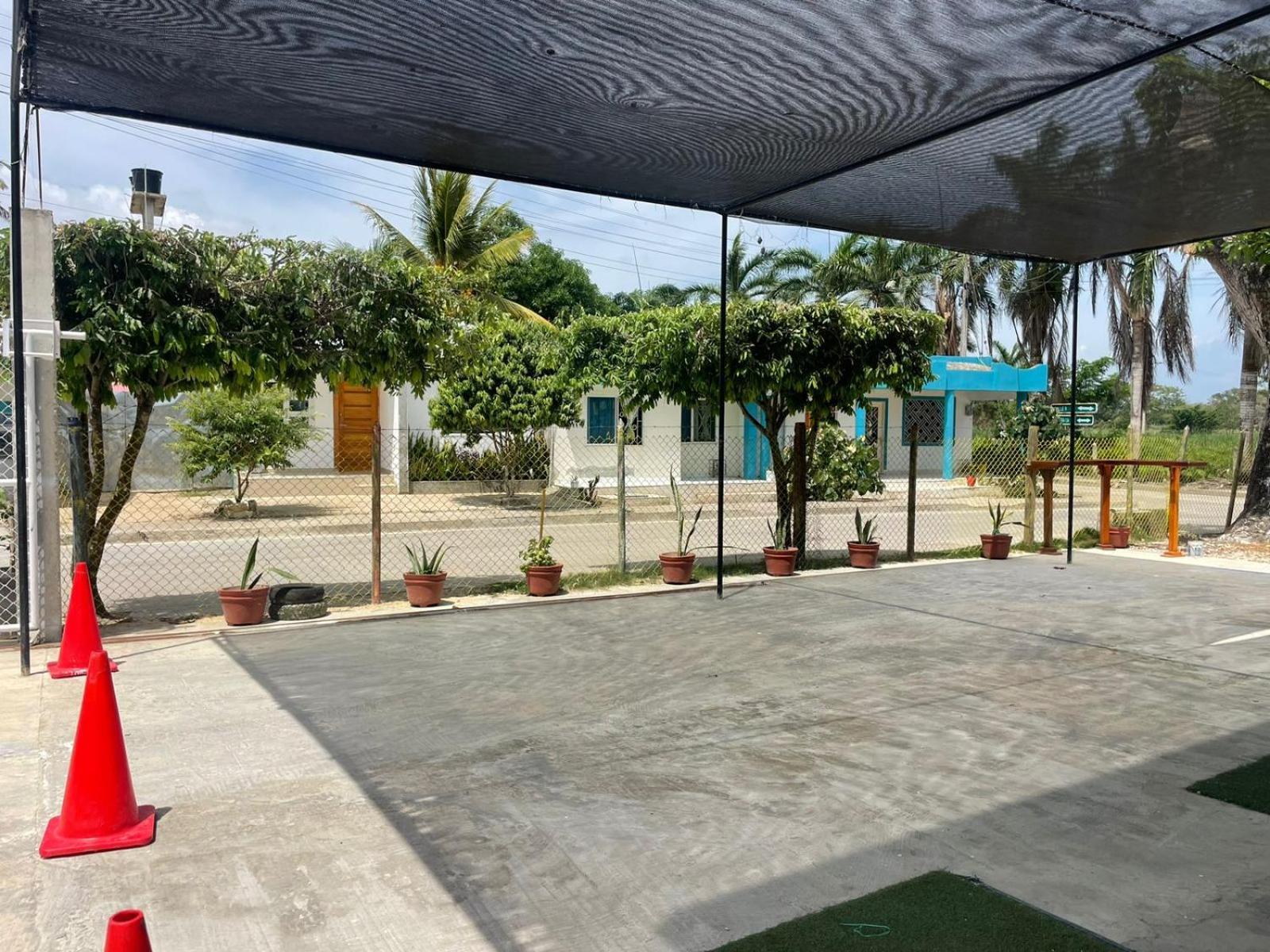 Cabanas Melany Coveñas Exterior foto